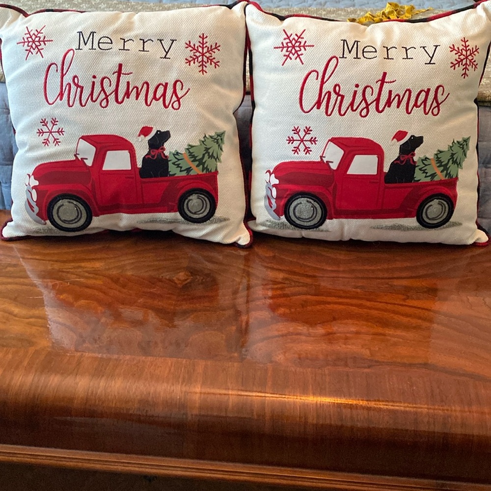 COPY - Christmas pillows (2)